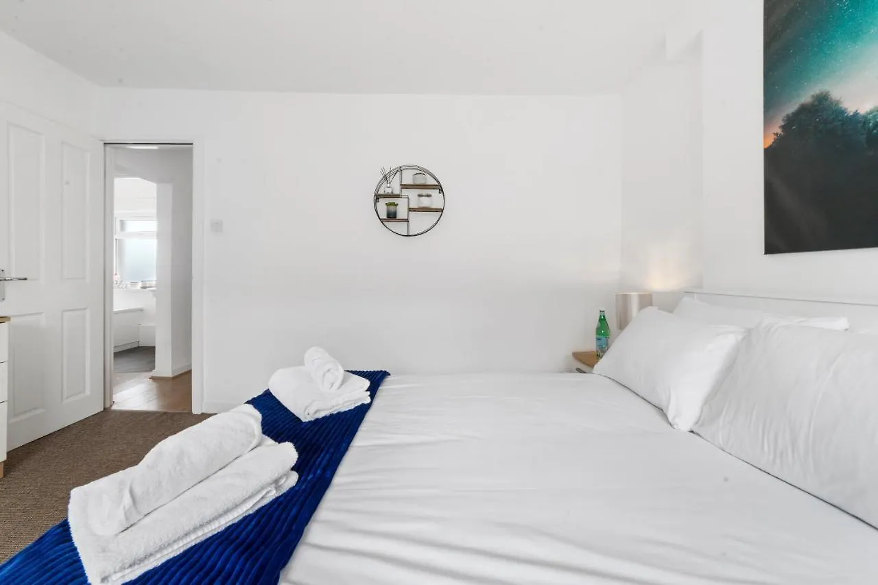 Village Cwtch Whitchurch 2 Bedroom Apartment Cardiff United Kingdom